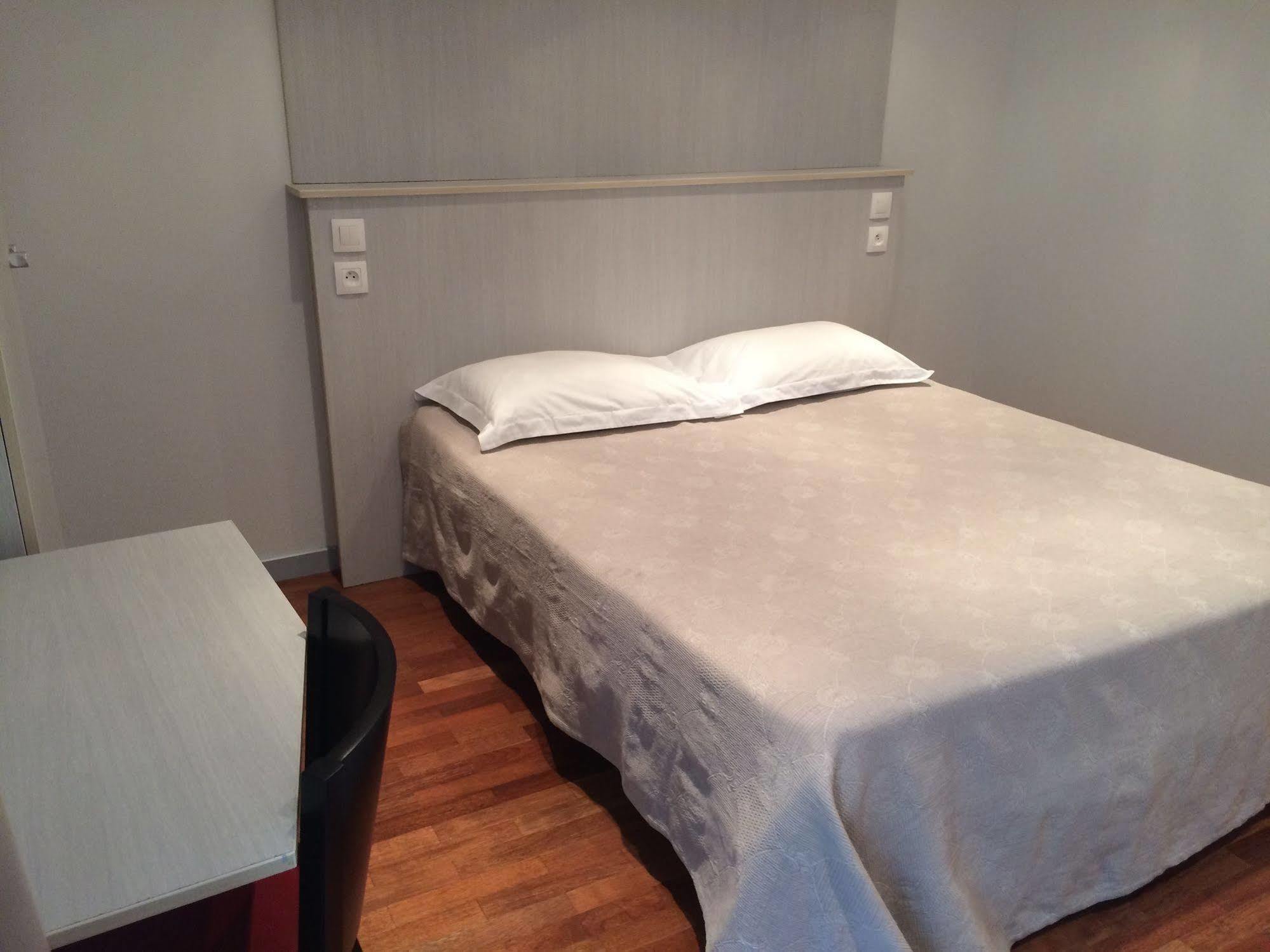 Hotel Mimosa Paris Bagian luar foto